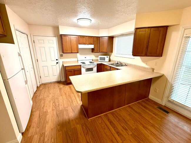 Building Photo - Beautiful Home in Excellent Lehi Location!