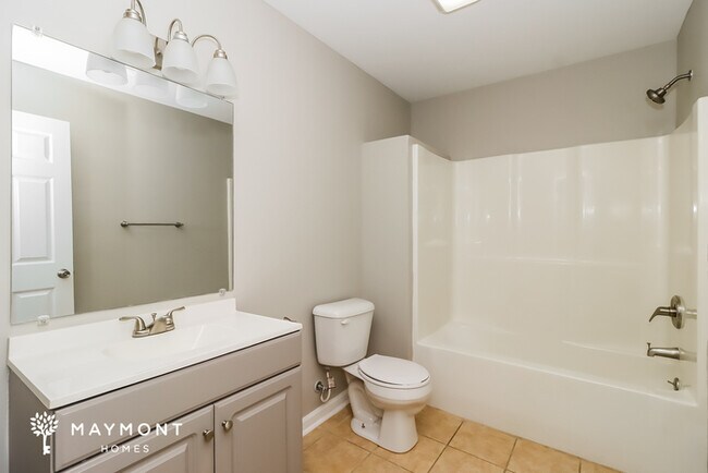 Building Photo - Cute 3 Bedroom Home