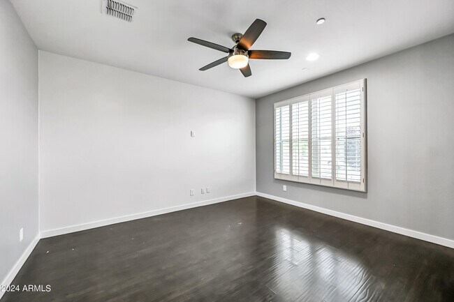 Building Photo - 22434 N 94th Ln