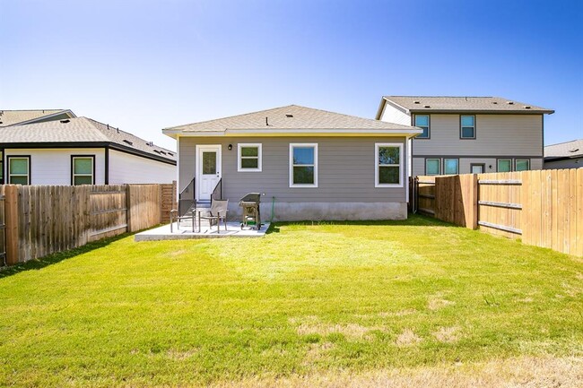 Building Photo - 257 Syrah Ct