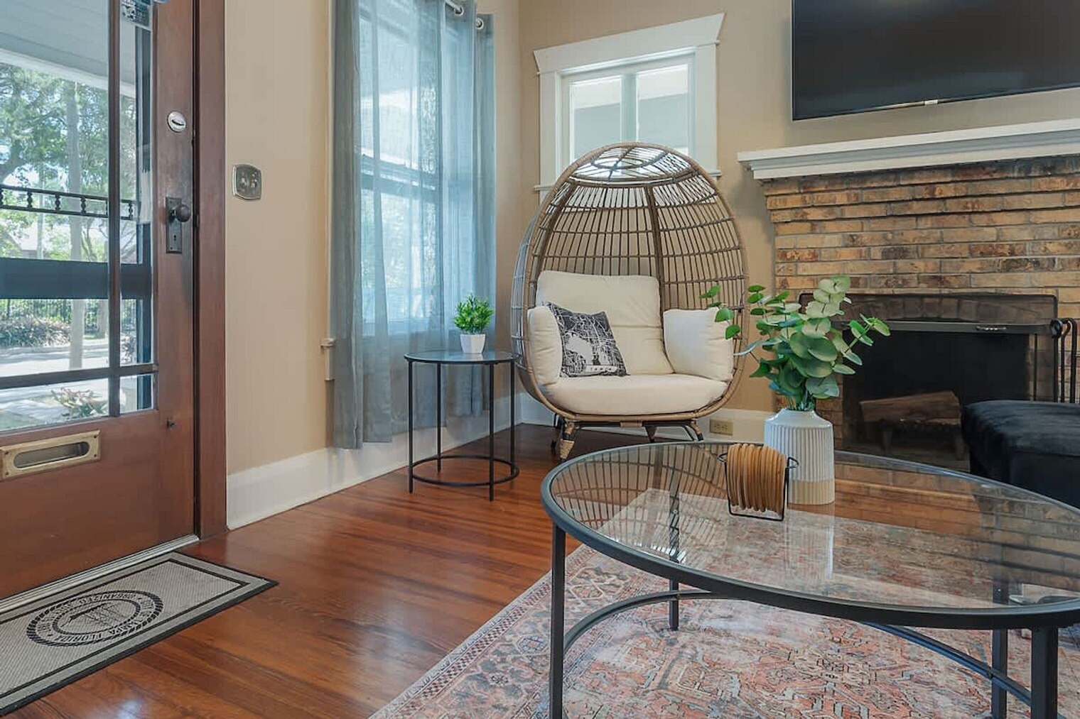 Building Photo - 5708 N Suwanee Ave