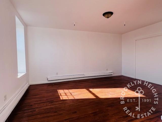 Building Photo - 3 bedroom in BROOKLYN NY 11221