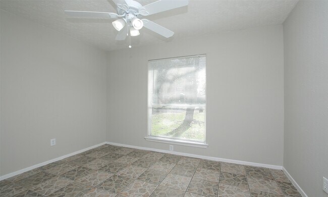Building Photo - 19438 Cypress River Dr