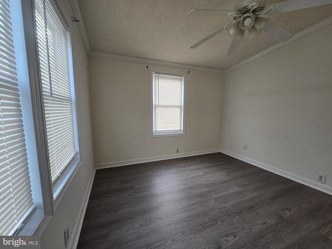 Building Photo - 103 Beth Pl