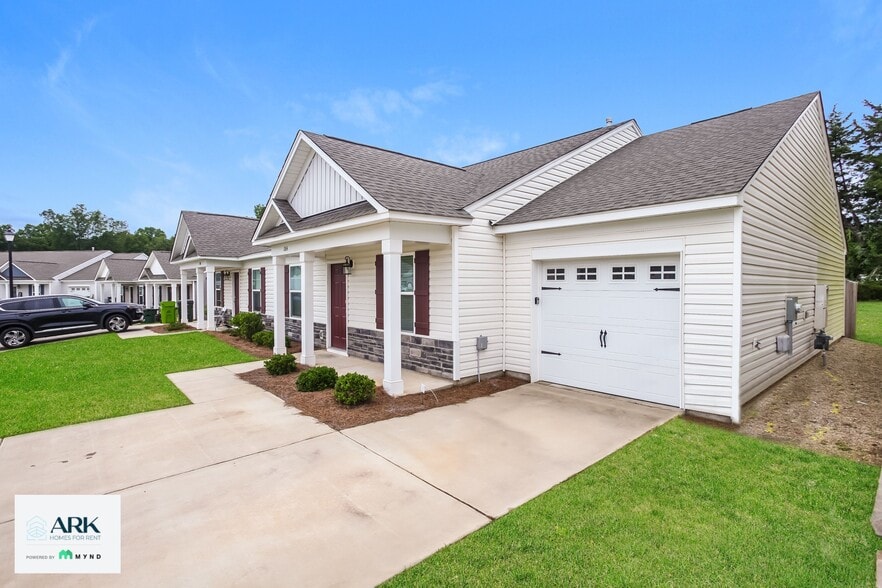 Building Photo - 264 Wahoo Cir