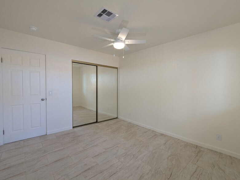 Building Photo - 73443 Catalina Way
