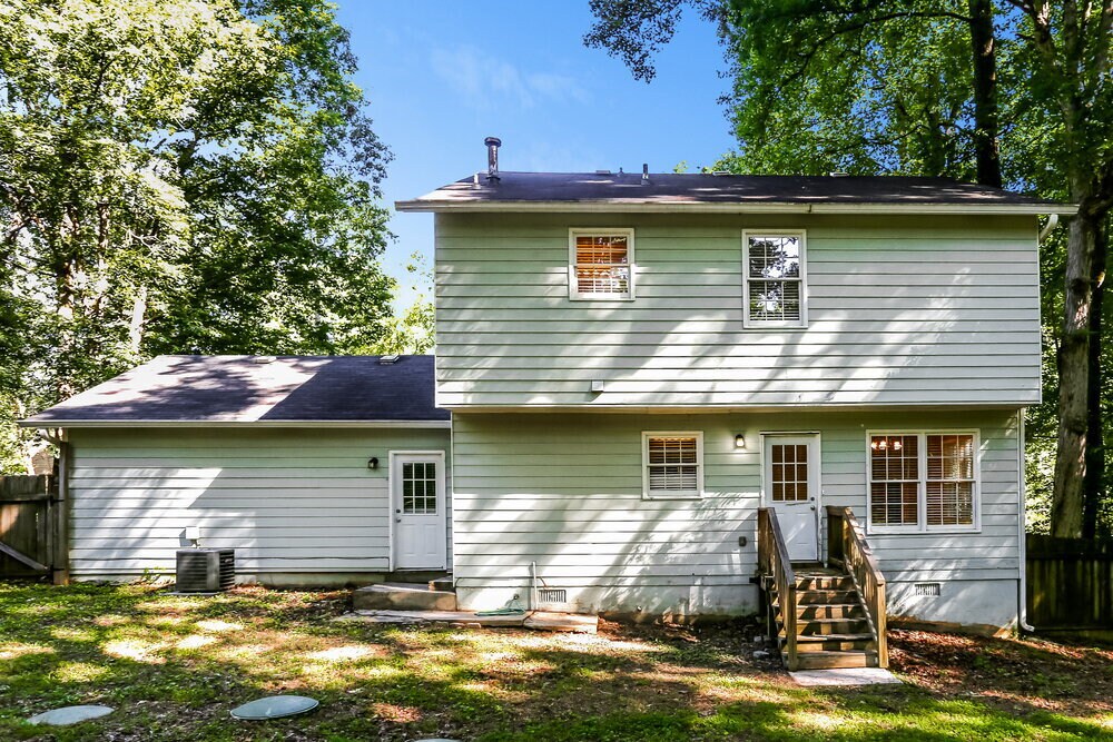 Building Photo - 2280 Whitebluff Way