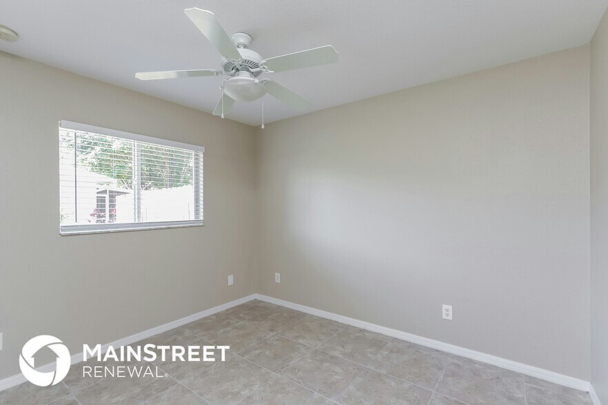 Building Photo - 7221 Minardi St