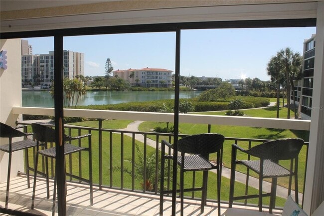 Building Photo - 7893 Sailboat Key Blvd S