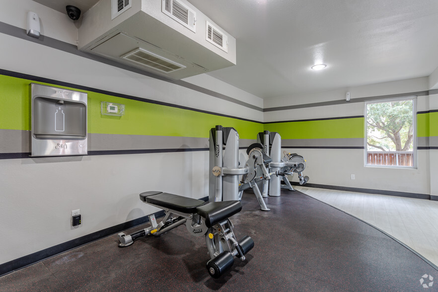 FITNESS CENTER - The Hamptons