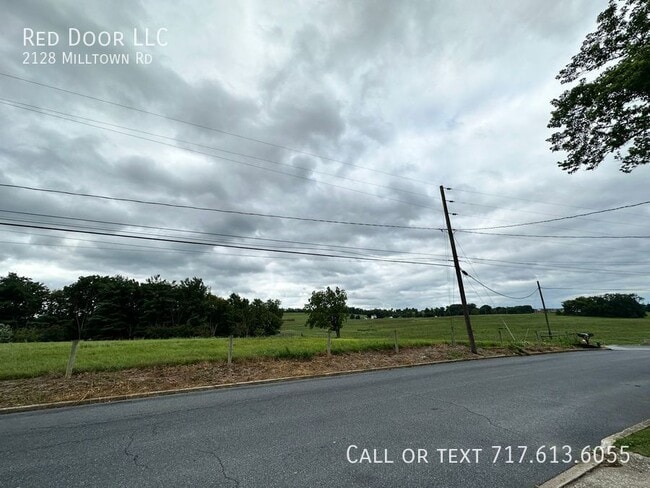 Building Photo - 2128 Milltown Rd