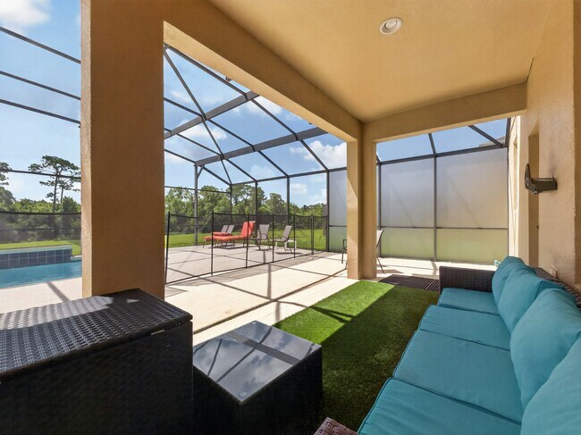 Building Photo - 8519 La Isla Dr