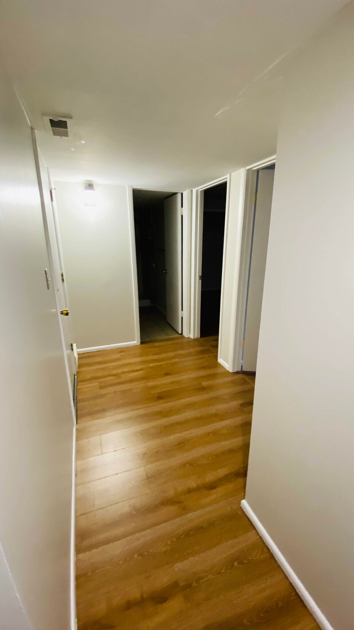 Building Photo - 7567 S 2160 E