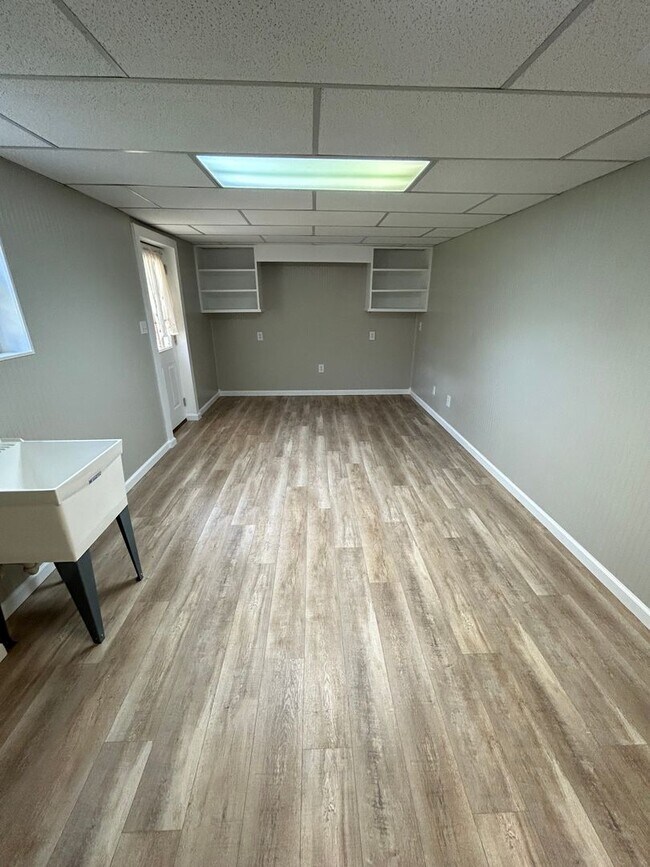 Building Photo - 29 Arrowhead Dr SE