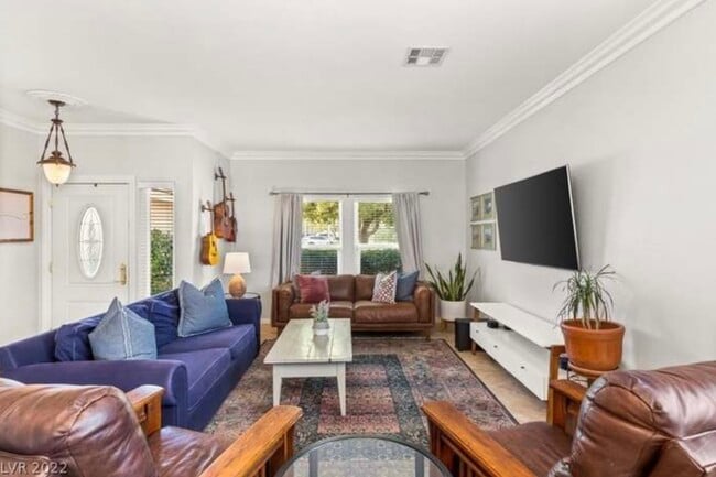 Building Photo - 1811 Puerto Way