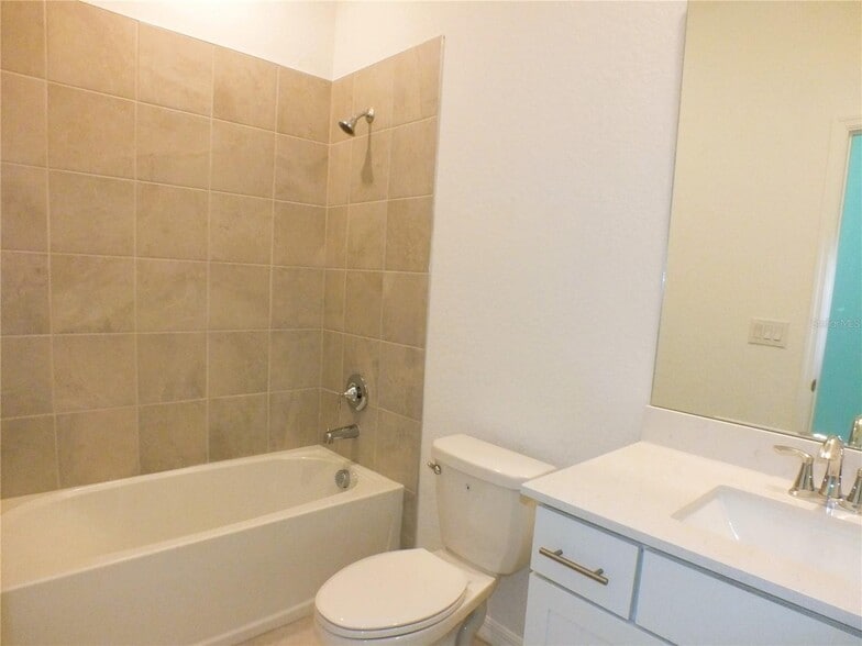 Building Photo - 19125 Moscato Ct