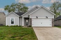 Building Photo - 2822 Brewster Dr