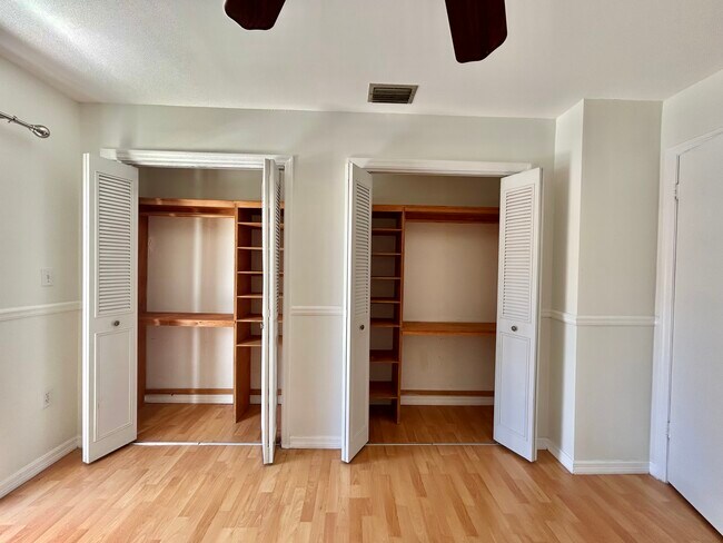 Building Photo - 6435 SW 129th Pl