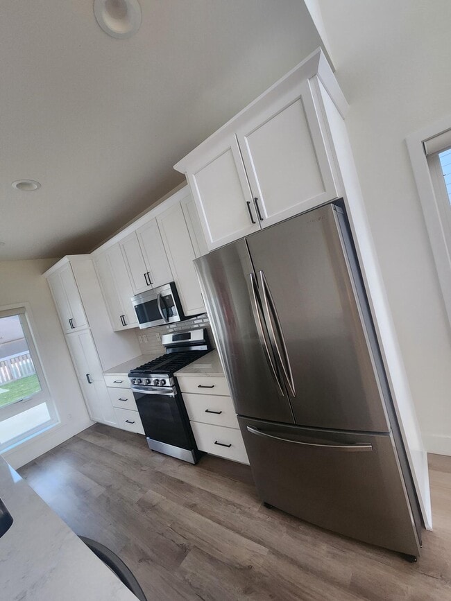 Building Photo - 4216 E Cypress Pl