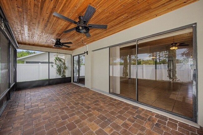 Building Photo - 4449 Foxboro Dr