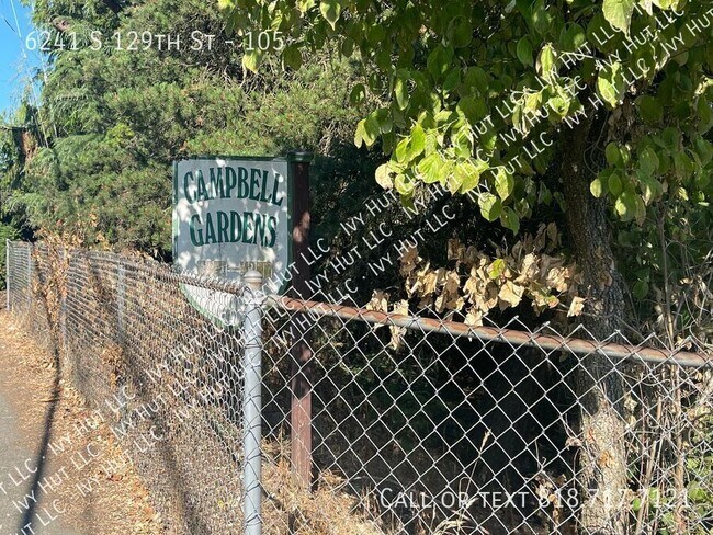 Building Photo - 6241 S 129th St