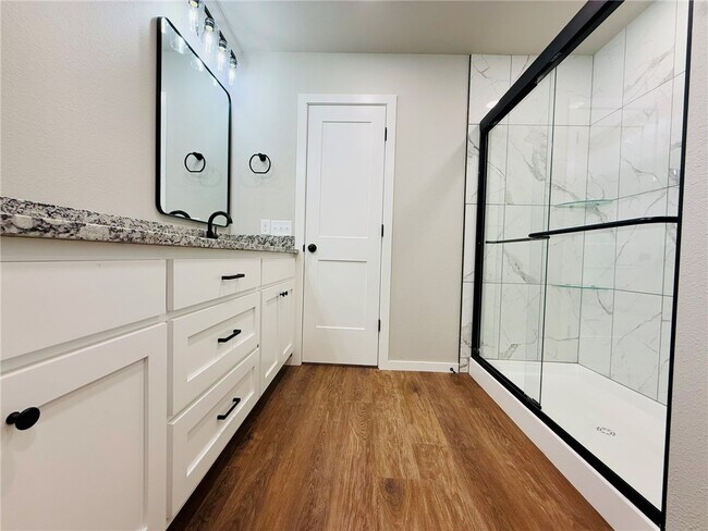 Building Photo - 1304 NW 10th St