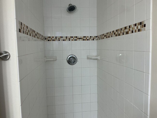 Building Photo - Winter Haven 3BR Home with Fenced Yard & Bonus Room