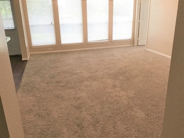 Building Photo - 1805 Manor Cir