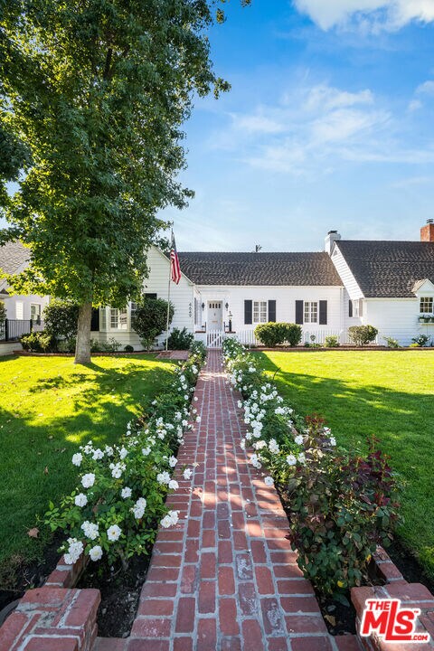 Building Photo - 4649 Sancola Ave