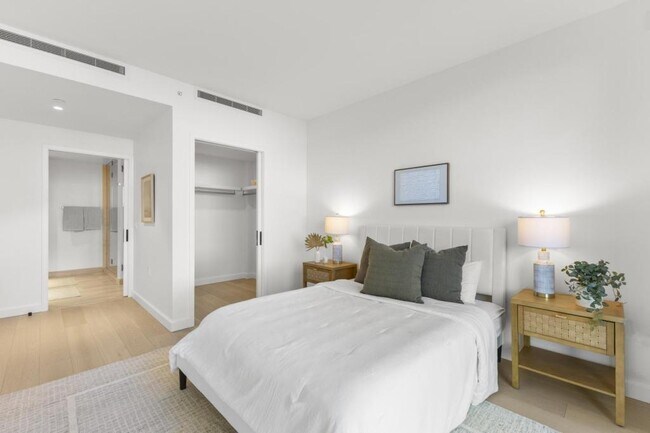 Building Photo - 1100 Ala Moana Blvd