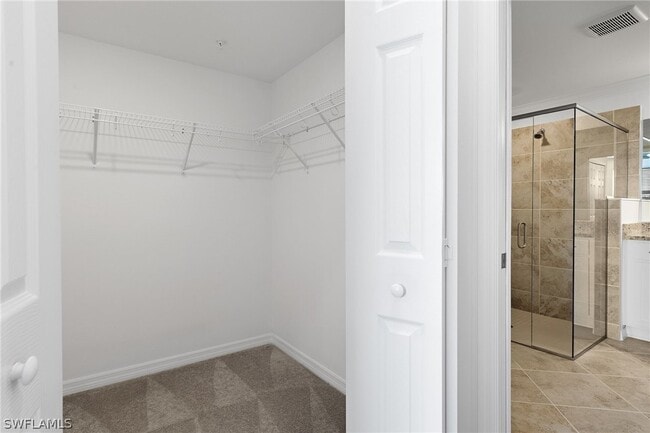 Building Photo - 15975 Grassland Ln