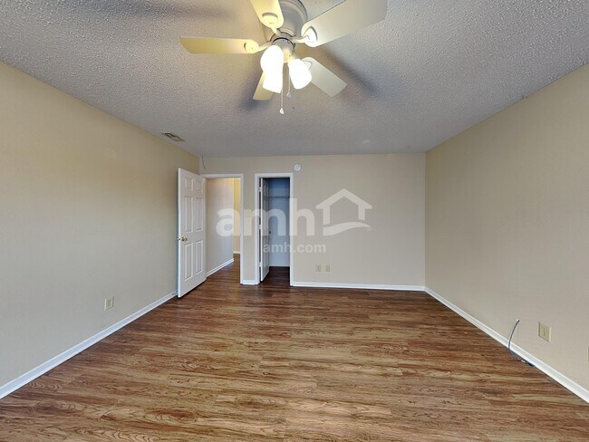 Building Photo - 12608 Bearsdale Dr