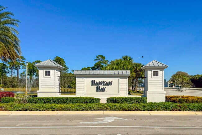 Building Photo - 4660 SW Ardsley Dr