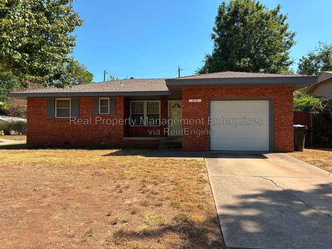 Building Photo - 516 Inwood Dr