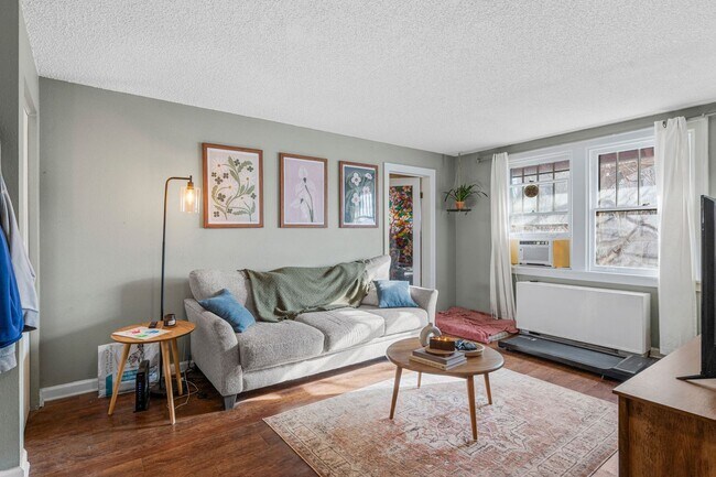 Building Photo - University Park 1 bed 1 bath Condo in walking distance to DU!