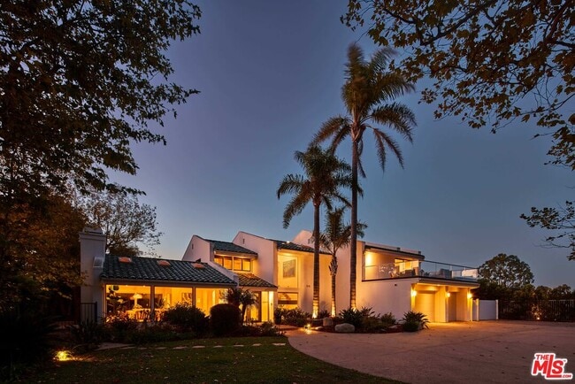 Building Photo - 29417 Bluewater Rd