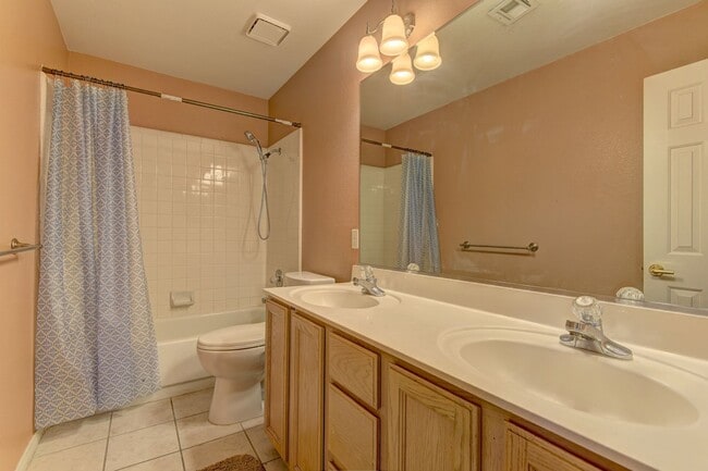 Building Photo - AMERICANA Property Mgmt - Great 2 story, 4 beds house with pool in Desert Shores