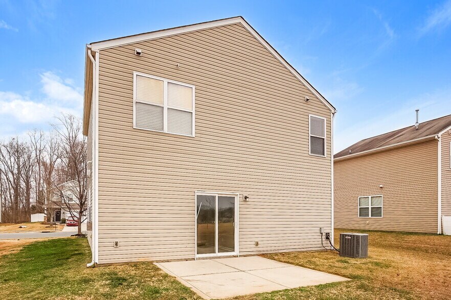 Building Photo - 11723 Bending Branch Rd