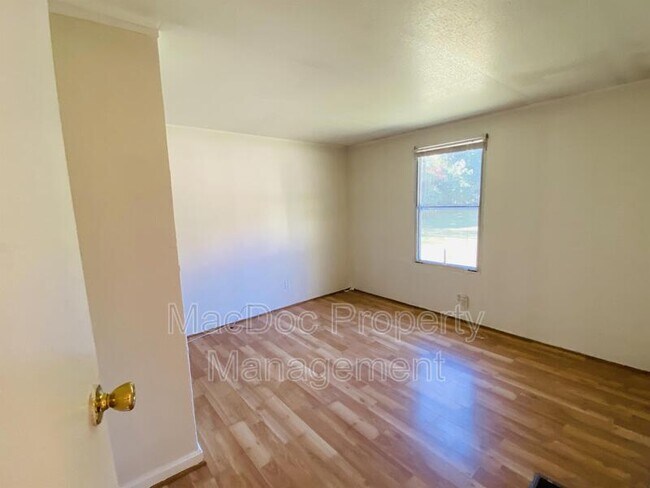 Building Photo - 3611 Shirleys Hill Rd