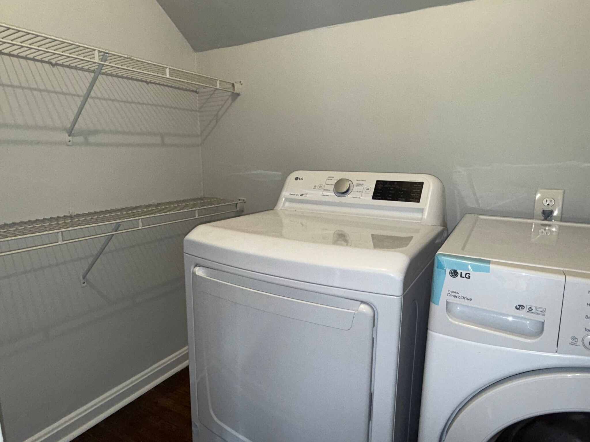 Laundry Room - 2637 Semmes St