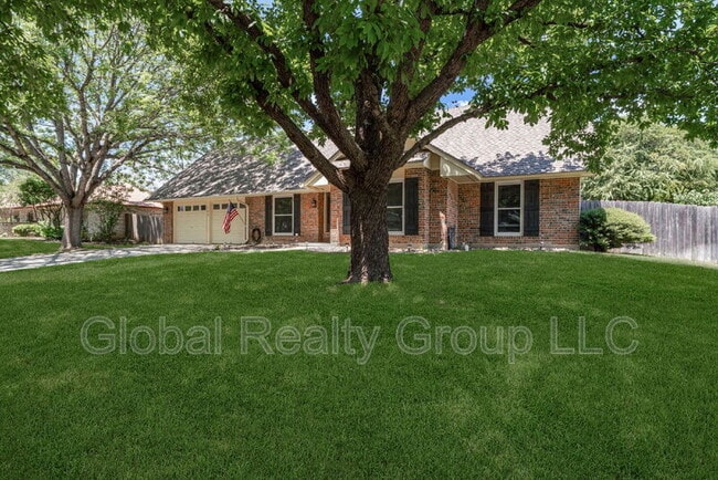 Building Photo - 133 Thomas Edison Dr