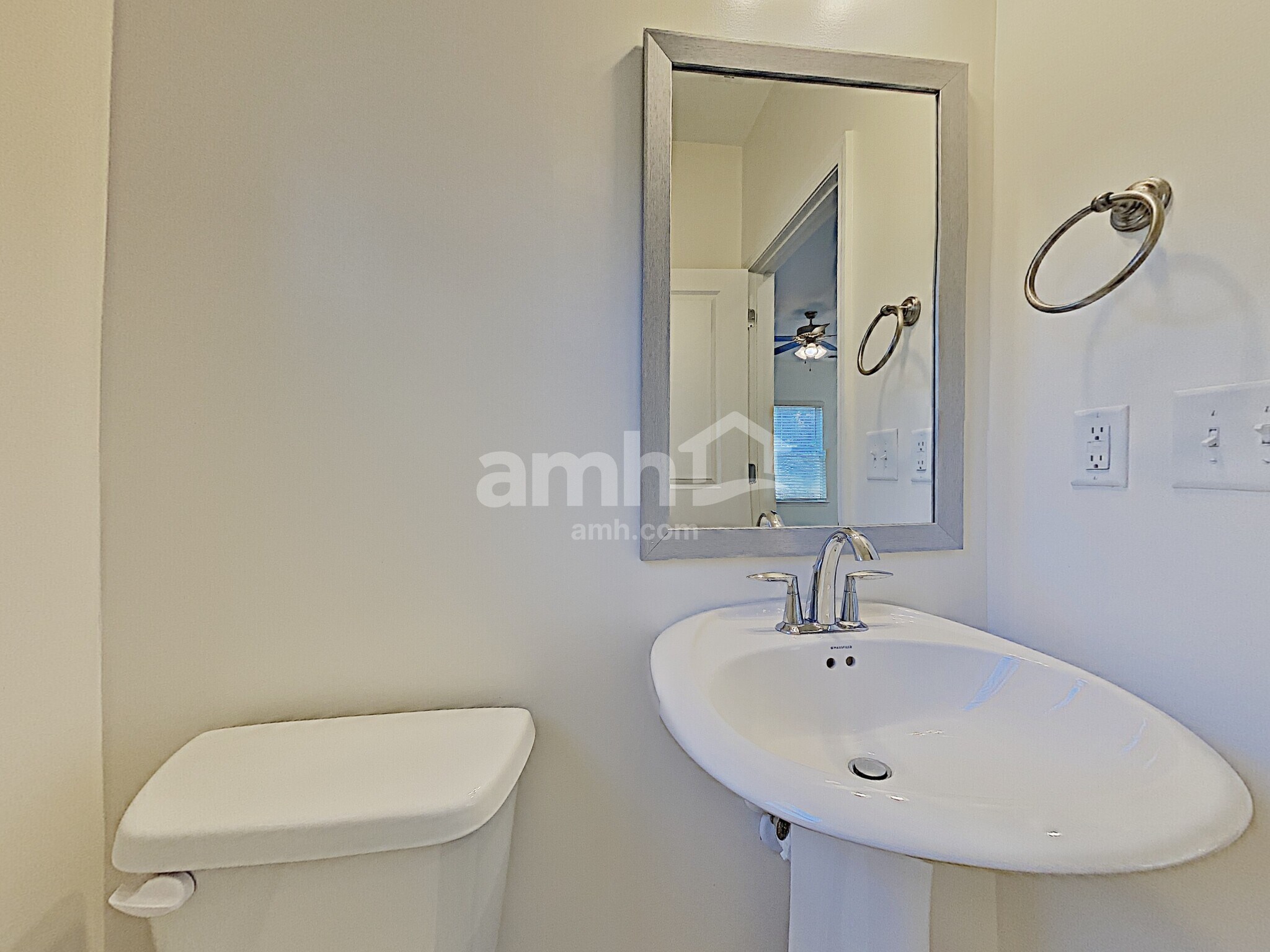 Building Photo - 121 Haeven Trail