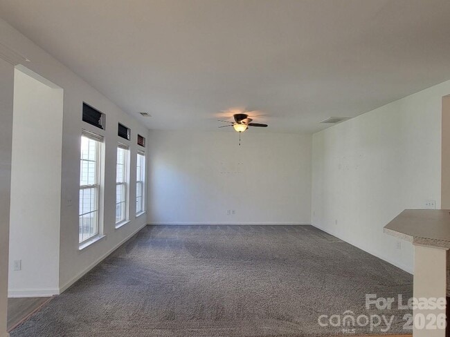 Building Photo - 177 Autumn Falls Dr