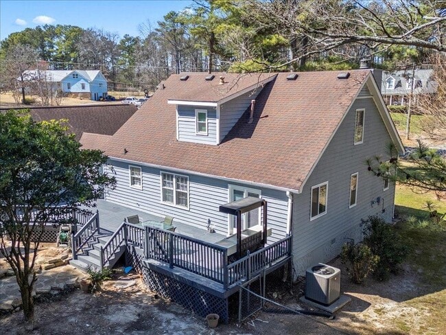 Building Photo - 150 Forest Ridge Ct SW