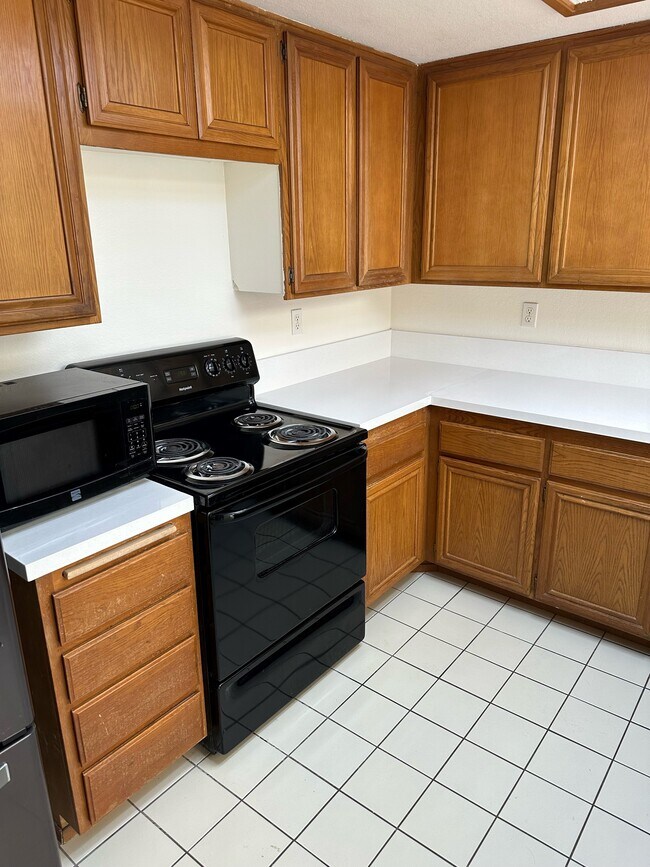 Kitchen - 15928 Caminito Aire Puro