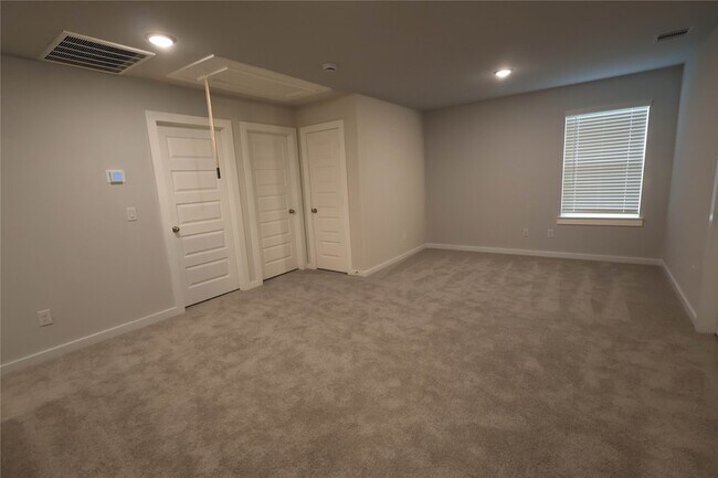 Building Photo - 8506 Blueberry Ash St