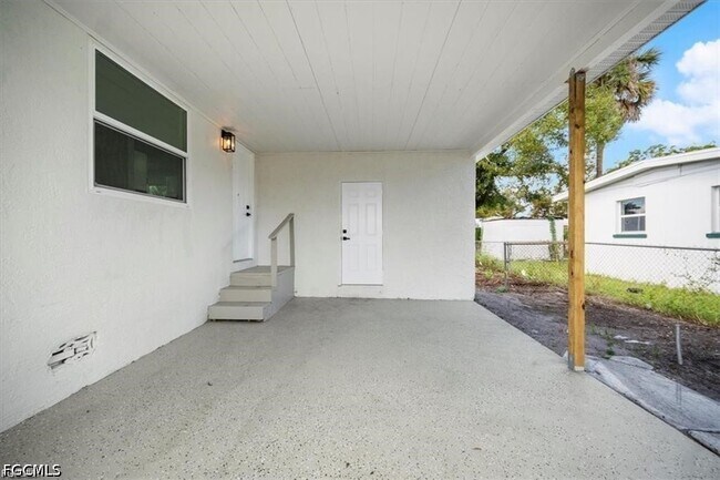 Building Photo - 1644 Pawnee St