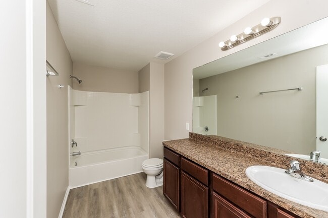 Building Photo - 5914 Golden Cove Rd