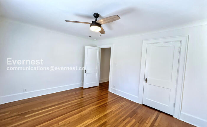 Building Photo - 1618 Hickory Valley Rd