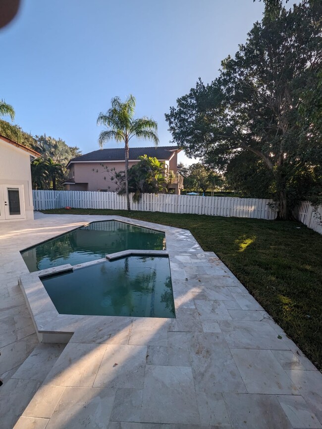Building Photo - 5720 NW 61st Pl